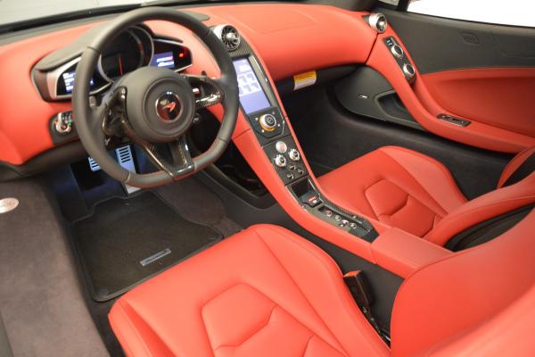 Used 2015 McLaren 650S for sale Sold at Alfa Romeo of Greenwich in Greenwich CT 06830 14