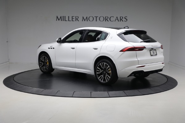 New 2024 Maserati Grecale GT for sale Sold at Alfa Romeo of Greenwich in Greenwich CT 06830 12