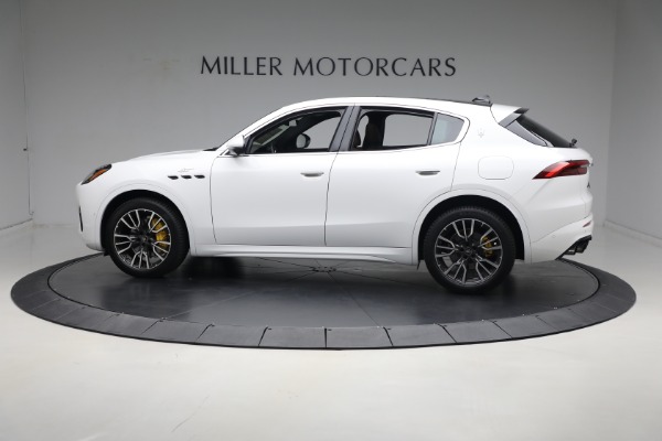 New 2024 Maserati Grecale GT for sale Sold at Alfa Romeo of Greenwich in Greenwich CT 06830 8