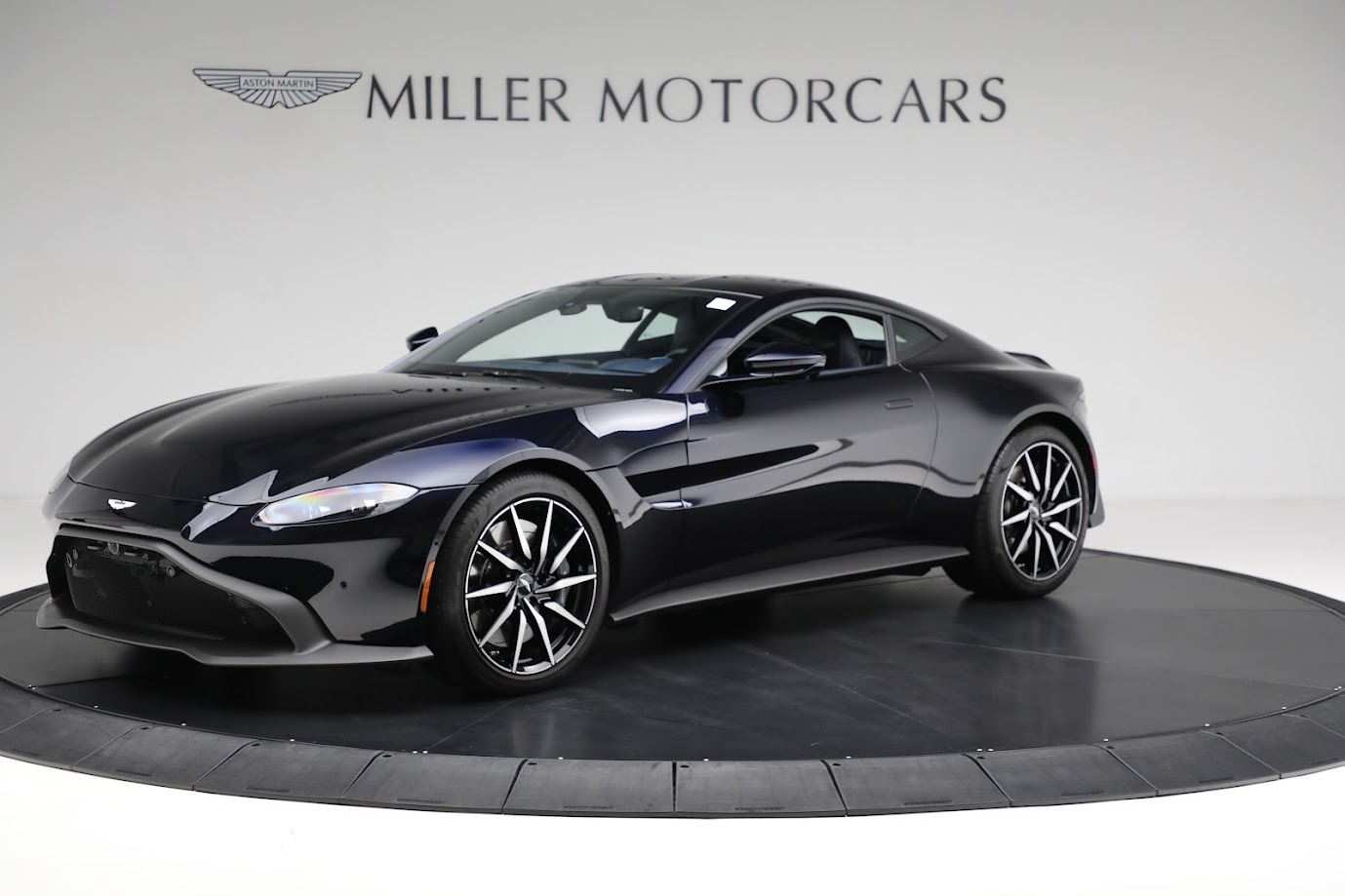 Used 2020 Aston Martin Vantage for sale Sold at Alfa Romeo of Greenwich in Greenwich CT 06830 1