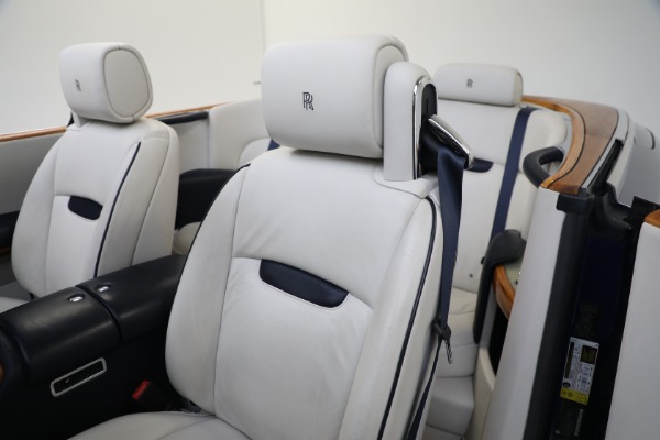 Used 2010 Rolls-Royce Phantom Drophead Coupe for sale Sold at Alfa Romeo of Greenwich in Greenwich CT 06830 25