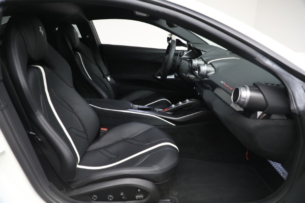 Used 2019 Ferrari 812 Superfast for sale Sold at Alfa Romeo of Greenwich in Greenwich CT 06830 19