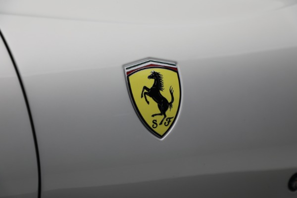 Used 2019 Ferrari 812 Superfast for sale Sold at Alfa Romeo of Greenwich in Greenwich CT 06830 25