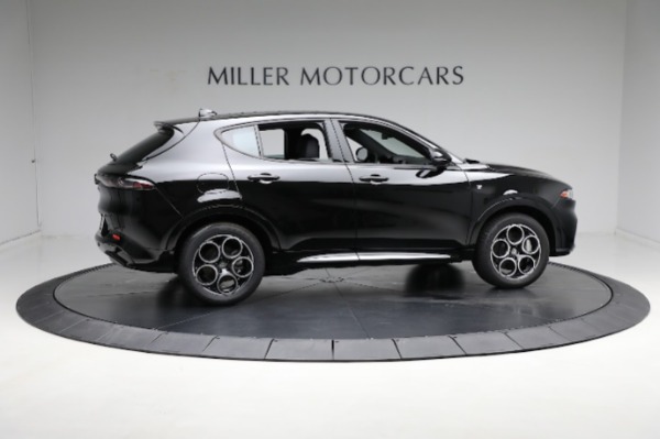 New 2024 Alfa Romeo Tonale Ti for sale Sold at Alfa Romeo of Greenwich in Greenwich CT 06830 17
