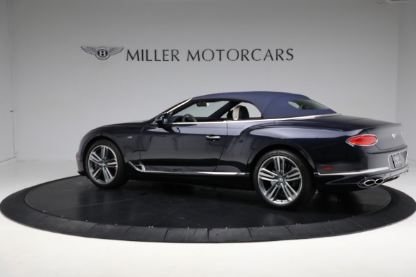 Used 2022 Bentley Continental GTC V8 for sale $239,900 at Alfa Romeo of Greenwich in Greenwich CT 06830 16