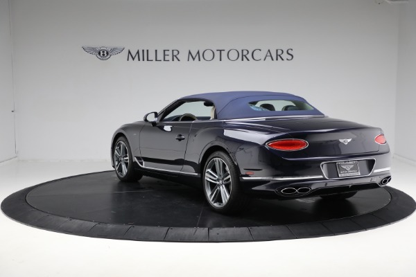 Used 2022 Bentley Continental GTC V8 for sale $239,900 at Alfa Romeo of Greenwich in Greenwich CT 06830 17