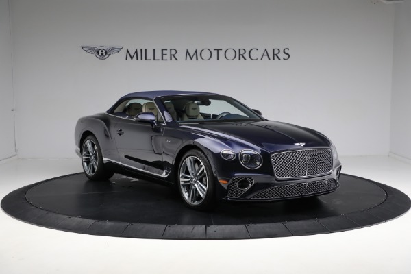 Used 2022 Bentley Continental GTC V8 for sale $239,900 at Alfa Romeo of Greenwich in Greenwich CT 06830 23
