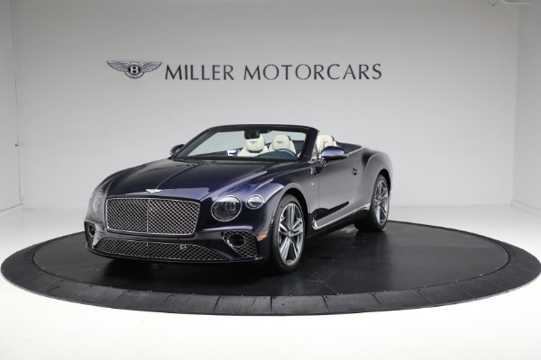 Used 2022 Bentley Continental GTC V8 for sale $239,900 at Alfa Romeo of Greenwich in Greenwich CT 06830 1