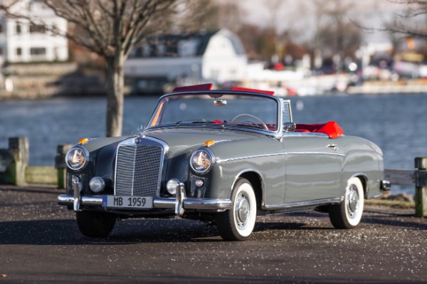 Used 1959 Mercedes-Benz 220 S Ponton Cabriolet for sale $189,900 at Alfa Romeo of Greenwich in Greenwich CT 06830 2
