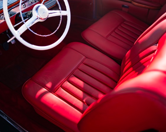 Used 1959 Mercedes-Benz 220 S Ponton Cabriolet for sale $189,900 at Alfa Romeo of Greenwich in Greenwich CT 06830 20