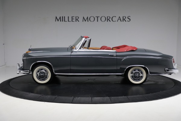 Used 1959 Mercedes Benz 220 S Ponton Cabriolet for sale $229,900 at Alfa Romeo of Greenwich in Greenwich CT 06830 27