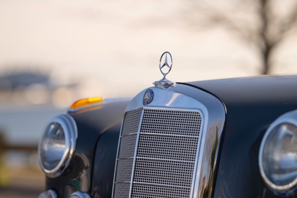 Used 1959 Mercedes Benz 220 S Ponton Cabriolet for sale $229,900 at Alfa Romeo of Greenwich in Greenwich CT 06830 6