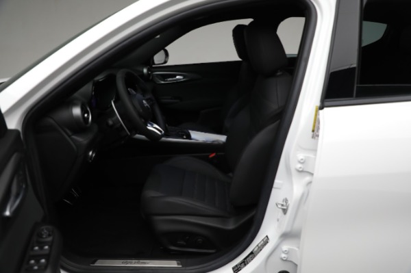 New 2024 Alfa Romeo Tonale Veloce for sale Sold at Alfa Romeo of Greenwich in Greenwich CT 06830 19