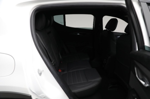 New 2024 Alfa Romeo Tonale Veloce for sale Sold at Alfa Romeo of Greenwich in Greenwich CT 06830 21