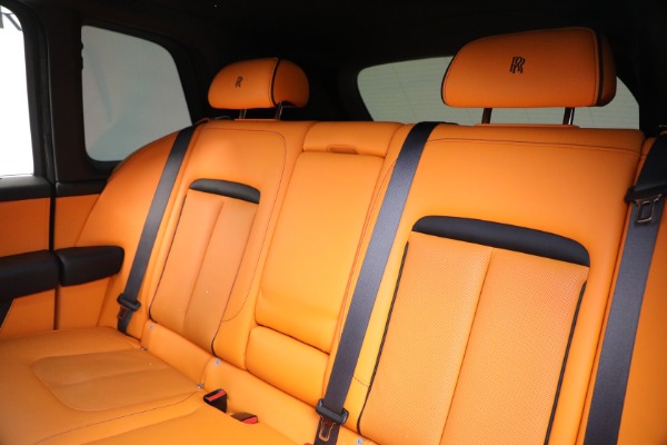 Used 2022 Rolls-Royce Cullinan for sale Sold at Alfa Romeo of Greenwich in Greenwich CT 06830 22