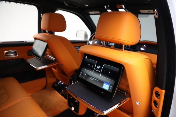 Used 2022 Rolls-Royce Cullinan for sale Sold at Alfa Romeo of Greenwich in Greenwich CT 06830 24
