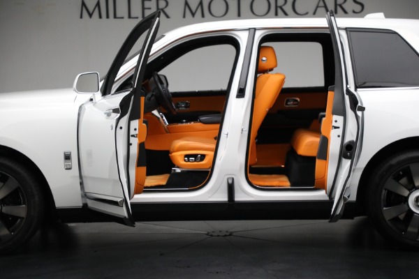 Used 2022 Rolls-Royce Cullinan for sale Sold at Alfa Romeo of Greenwich in Greenwich CT 06830 6