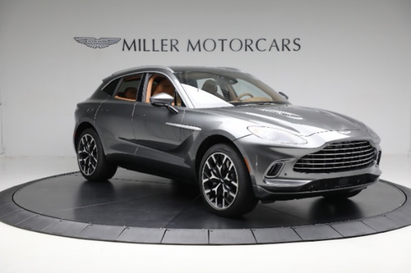 Used 2024 Aston Martin DBX for sale $131,900 at Alfa Romeo of Greenwich in Greenwich CT 06830 10