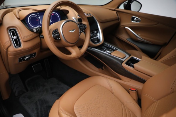 Used 2024 Aston Martin DBX for sale $131,900 at Alfa Romeo of Greenwich in Greenwich CT 06830 13
