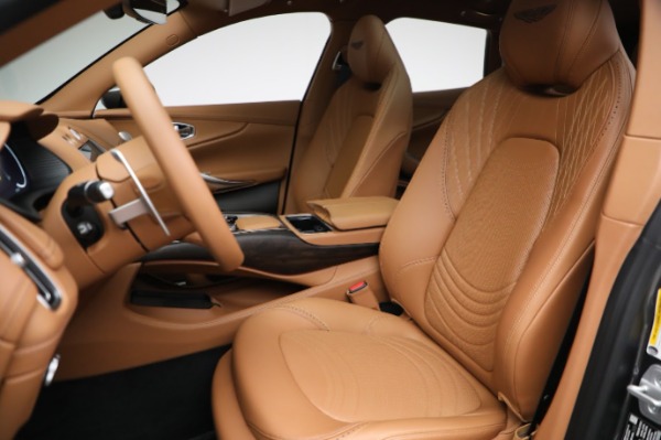 Used 2024 Aston Martin DBX for sale $131,900 at Alfa Romeo of Greenwich in Greenwich CT 06830 15