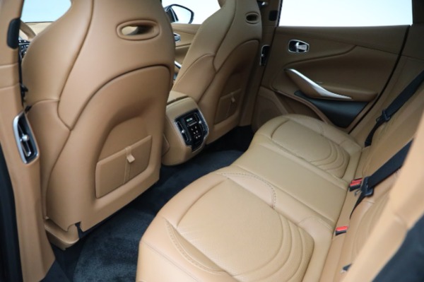 Used 2024 Aston Martin DBX for sale $131,900 at Alfa Romeo of Greenwich in Greenwich CT 06830 19