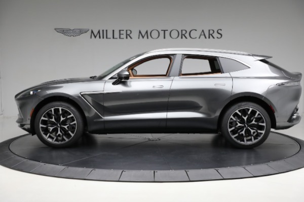 Used 2024 Aston Martin DBX for sale $131,900 at Alfa Romeo of Greenwich in Greenwich CT 06830 2