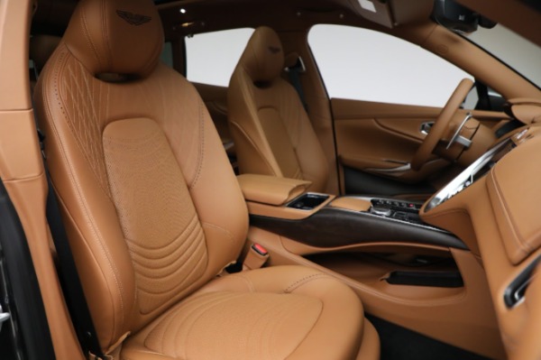 Used 2024 Aston Martin DBX for sale $131,900 at Alfa Romeo of Greenwich in Greenwich CT 06830 22