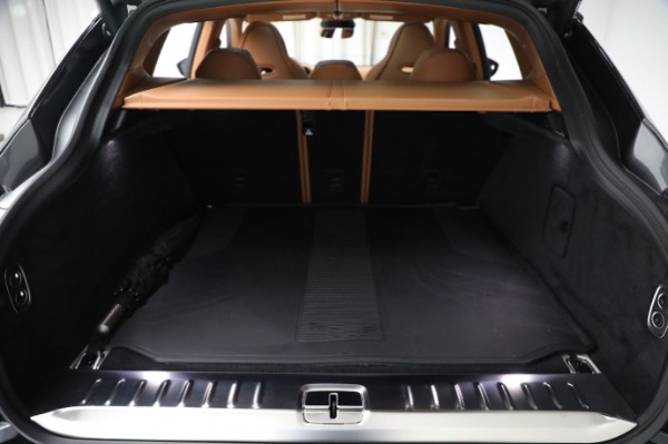 Used 2024 Aston Martin DBX for sale $131,900 at Alfa Romeo of Greenwich in Greenwich CT 06830 23