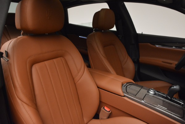 New 2017 Maserati Quattroporte S Q4 GranLusso for sale Sold at Alfa Romeo of Greenwich in Greenwich CT 06830 19
