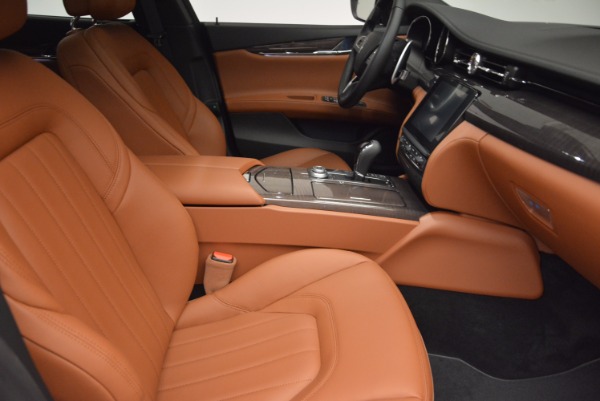 New 2017 Maserati Quattroporte S Q4 GranLusso for sale Sold at Alfa Romeo of Greenwich in Greenwich CT 06830 20