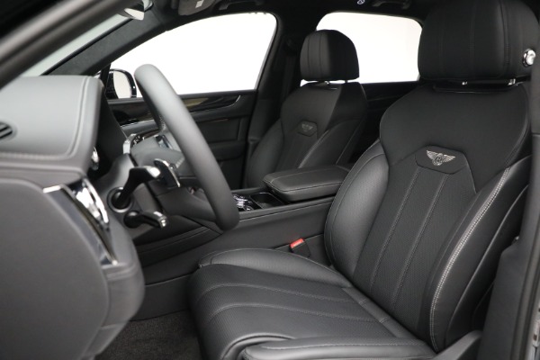 New 2024 Bentley Bentayga Hybrid for sale Sold at Alfa Romeo of Greenwich in Greenwich CT 06830 18