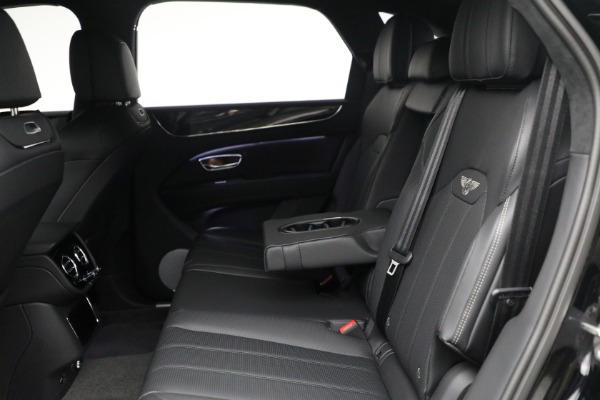 New 2024 Bentley Bentayga Hybrid for sale Sold at Alfa Romeo of Greenwich in Greenwich CT 06830 24