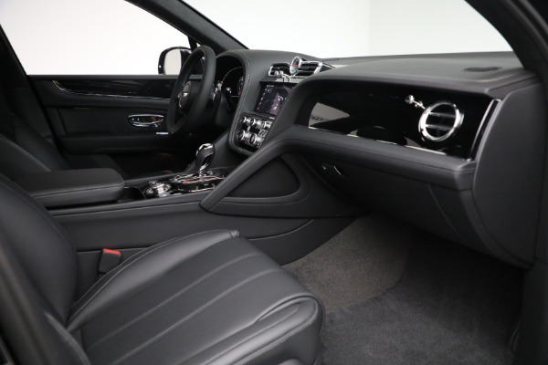 New 2024 Bentley Bentayga Hybrid for sale Sold at Alfa Romeo of Greenwich in Greenwich CT 06830 27
