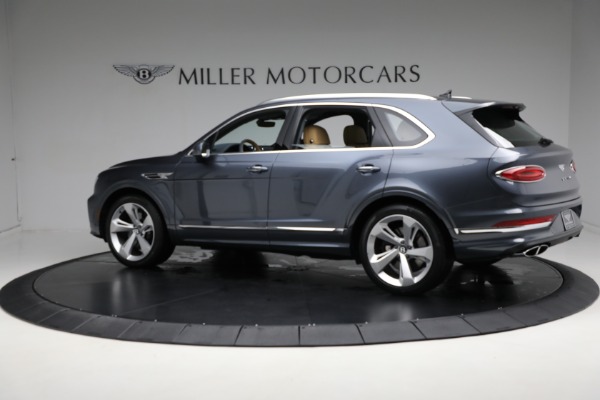 New 2024 Bentley Bentayga V8 for sale $239,845 at Alfa Romeo of Greenwich in Greenwich CT 06830 4