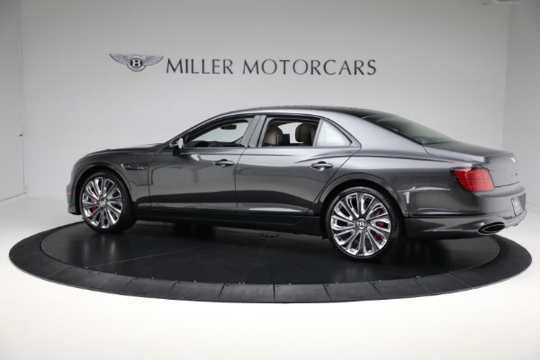 New 2024 Bentley Flying Spur Mulliner W12 for sale $372,485 at Alfa Romeo of Greenwich in Greenwich CT 06830 4
