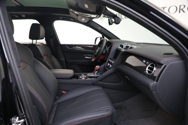 New 2024 Bentley Bentayga V8 for sale Sold at Alfa Romeo of Greenwich in Greenwich CT 06830 20