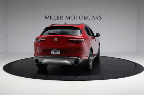 Used 2022 Alfa Romeo Stelvio Ti for sale Sold at Alfa Romeo of Greenwich in Greenwich CT 06830 15
