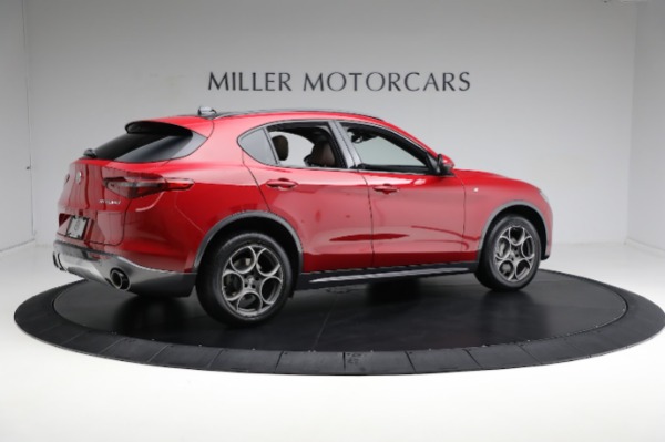 Used 2022 Alfa Romeo Stelvio Ti for sale $35,900 at Alfa Romeo of Greenwich in Greenwich CT 06830 18