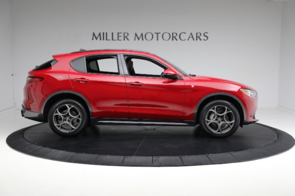 Used 2022 Alfa Romeo Stelvio Ti for sale $35,900 at Alfa Romeo of Greenwich in Greenwich CT 06830 21