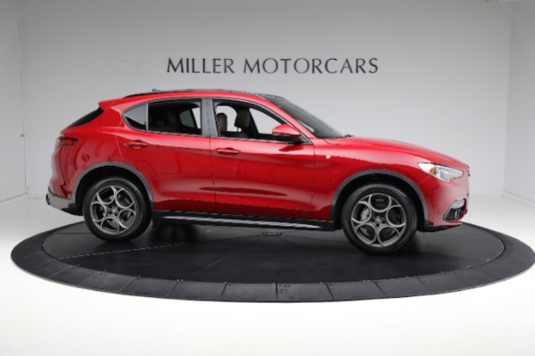 Used 2022 Alfa Romeo Stelvio Ti for sale $35,900 at Alfa Romeo of Greenwich in Greenwich CT 06830 22