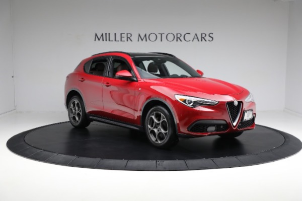 Used 2022 Alfa Romeo Stelvio Ti for sale $35,900 at Alfa Romeo of Greenwich in Greenwich CT 06830 25