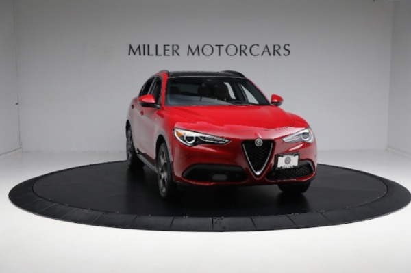 Used 2022 Alfa Romeo Stelvio Ti for sale $35,900 at Alfa Romeo of Greenwich in Greenwich CT 06830 27