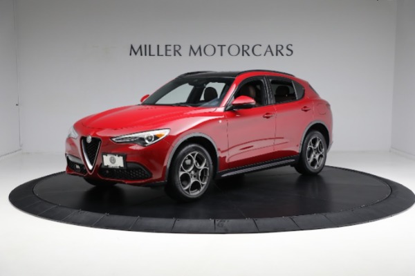 Used 2022 Alfa Romeo Stelvio Ti for sale $35,900 at Alfa Romeo of Greenwich in Greenwich CT 06830 4