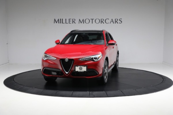 Used 2022 Alfa Romeo Stelvio Ti for sale $35,900 at Alfa Romeo of Greenwich in Greenwich CT 06830 1