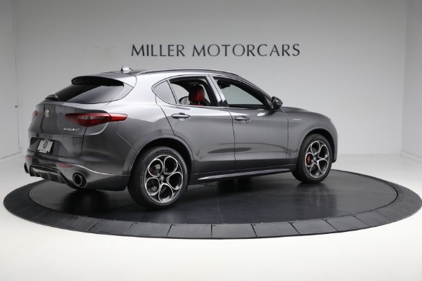 Used 2022 Alfa Romeo Stelvio Veloce for sale Sold at Alfa Romeo of Greenwich in Greenwich CT 06830 16