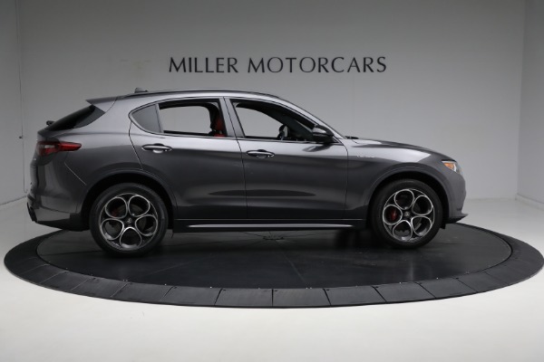 Used 2022 Alfa Romeo Stelvio Veloce for sale Sold at Alfa Romeo of Greenwich in Greenwich CT 06830 19