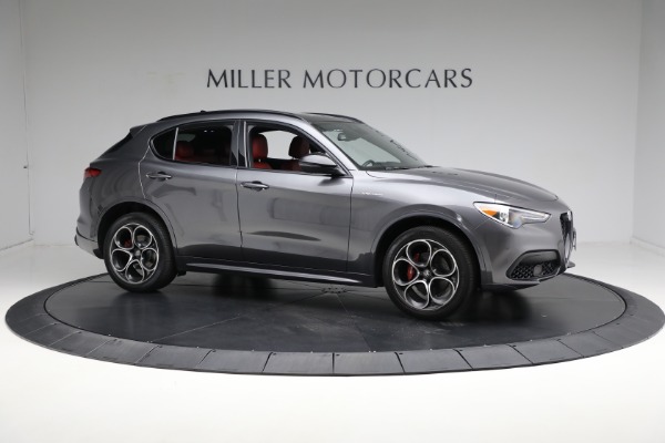 Used 2022 Alfa Romeo Stelvio Veloce for sale Sold at Alfa Romeo of Greenwich in Greenwich CT 06830 22