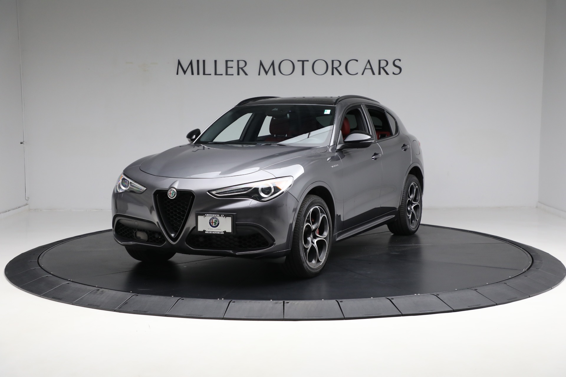 Used 2022 Alfa Romeo Stelvio Veloce for sale Sold at Alfa Romeo of Greenwich in Greenwich CT 06830 1