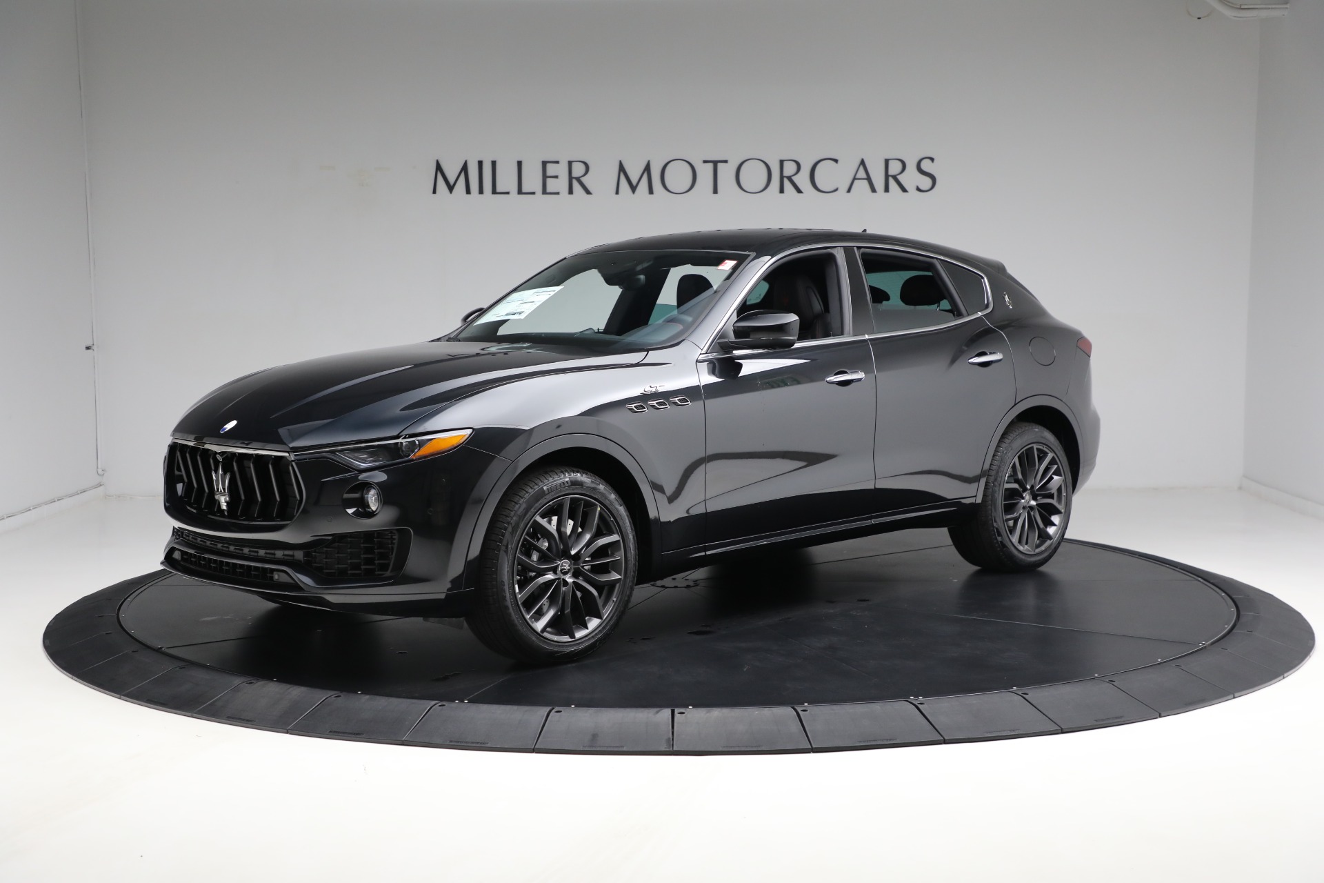 New 2024 Maserati Levante GT Ultima for sale $103,495 at Alfa Romeo of Greenwich in Greenwich CT 06830 1