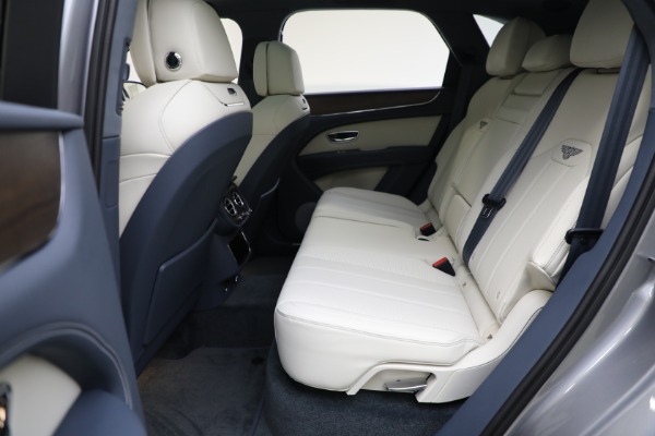 New 2024 Bentley Bentayga V8 for sale Sold at Alfa Romeo of Greenwich in Greenwich CT 06830 26